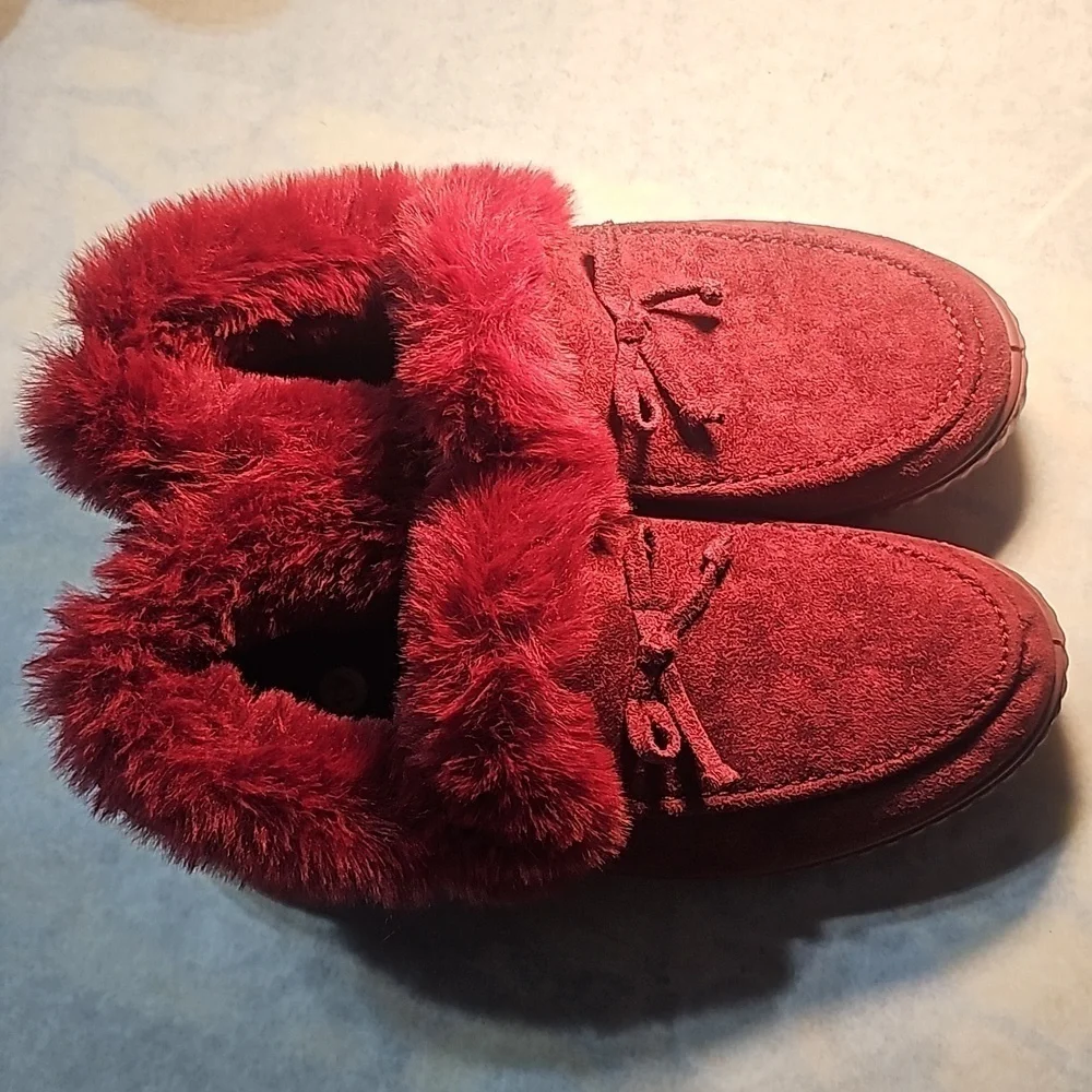 Platform Slip-on Furry Shoes Slippers NWOT